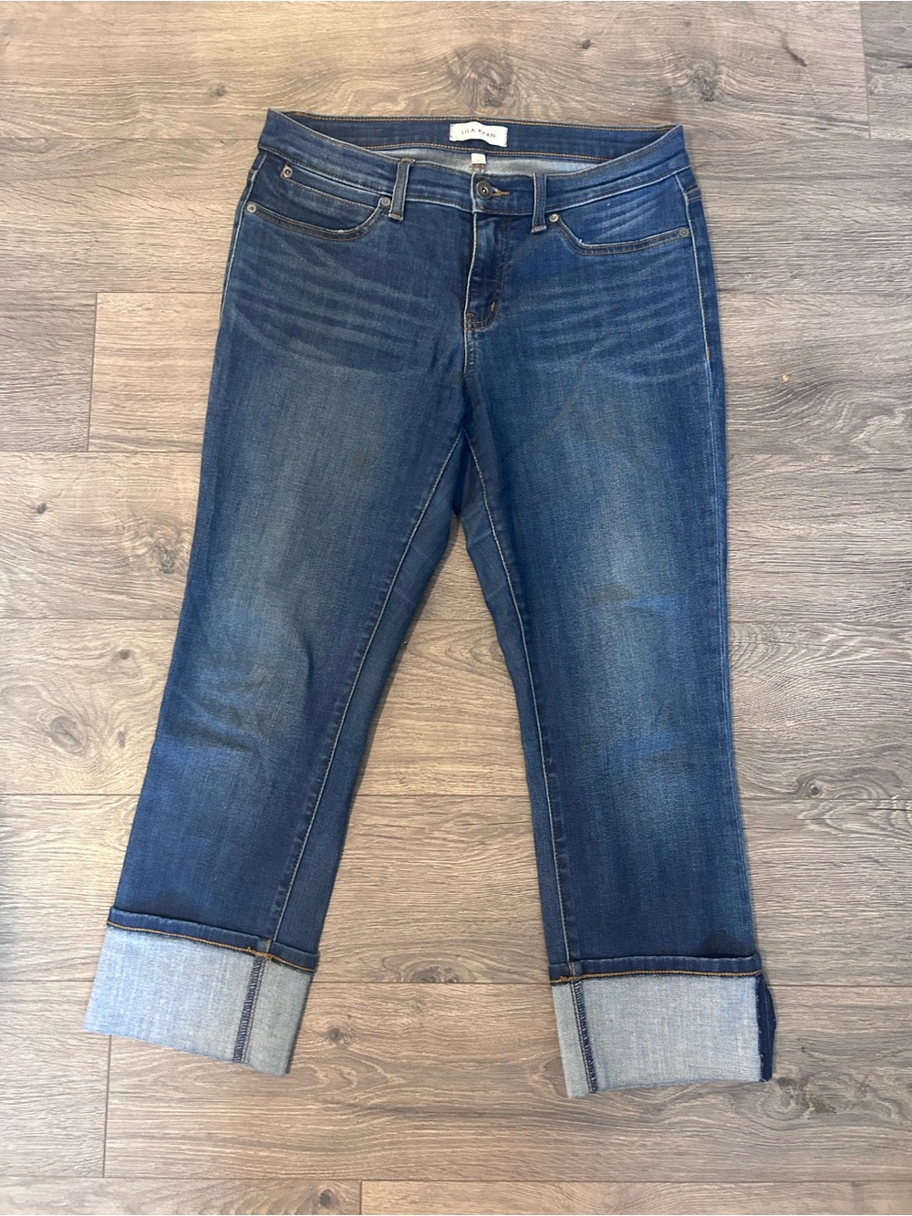LILA RYAN Dark Blue Cuffed Cropped Jeans